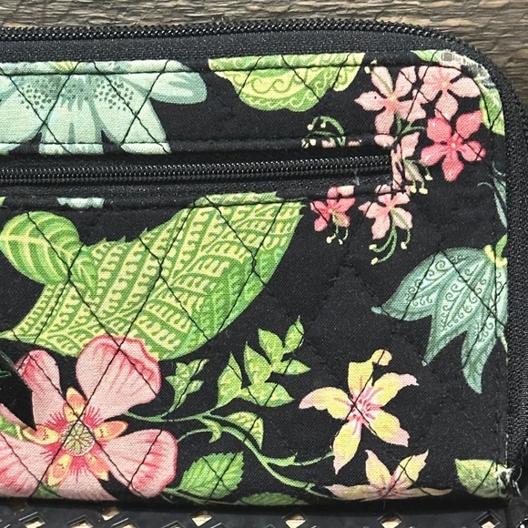Vera Bradley Botanica Pattern Large Zip Around Travel Wallet & Wristlet NWOT - Picture 4 of 10